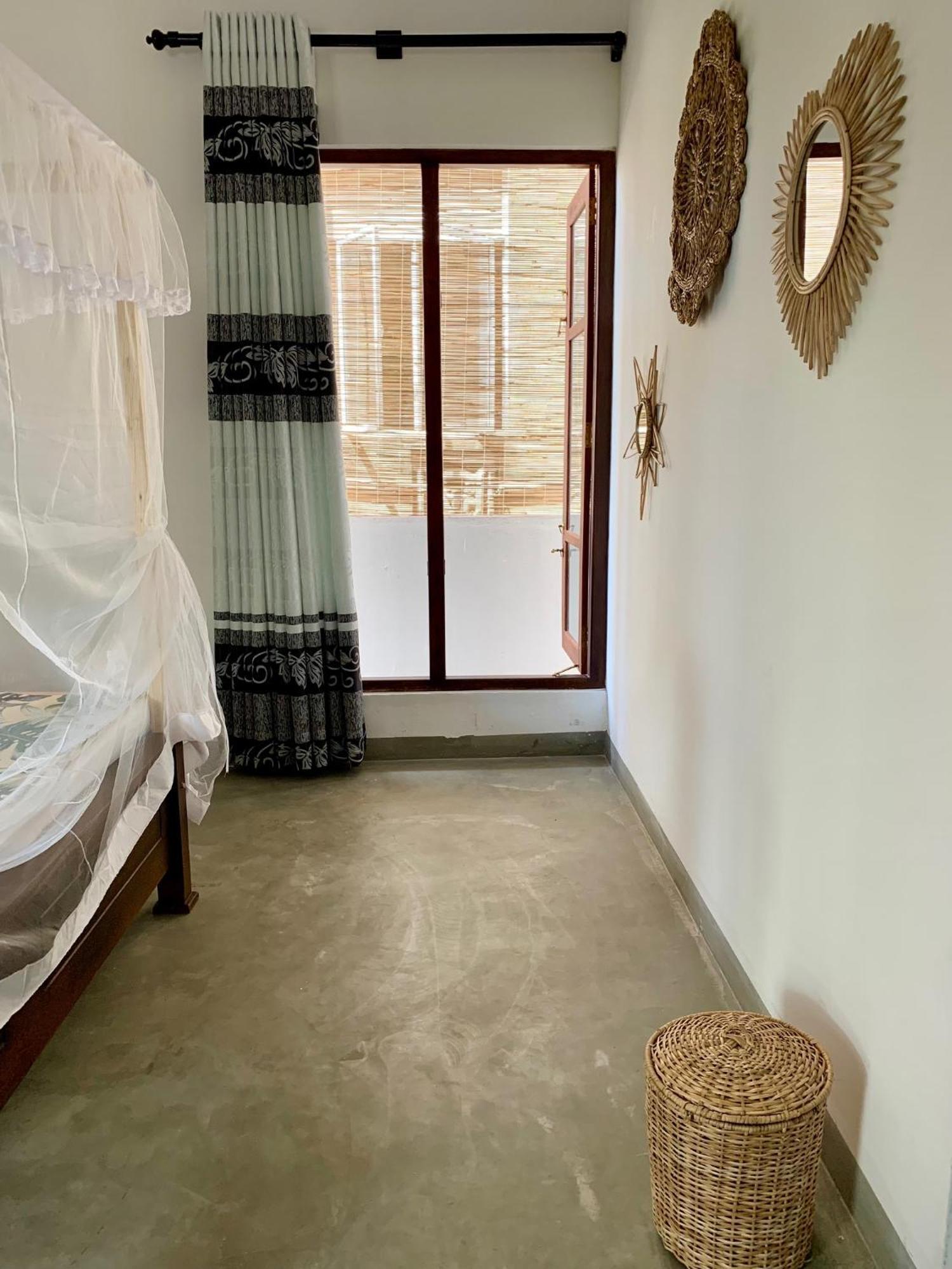 Mrmango Weligama Apartment Екстериор снимка